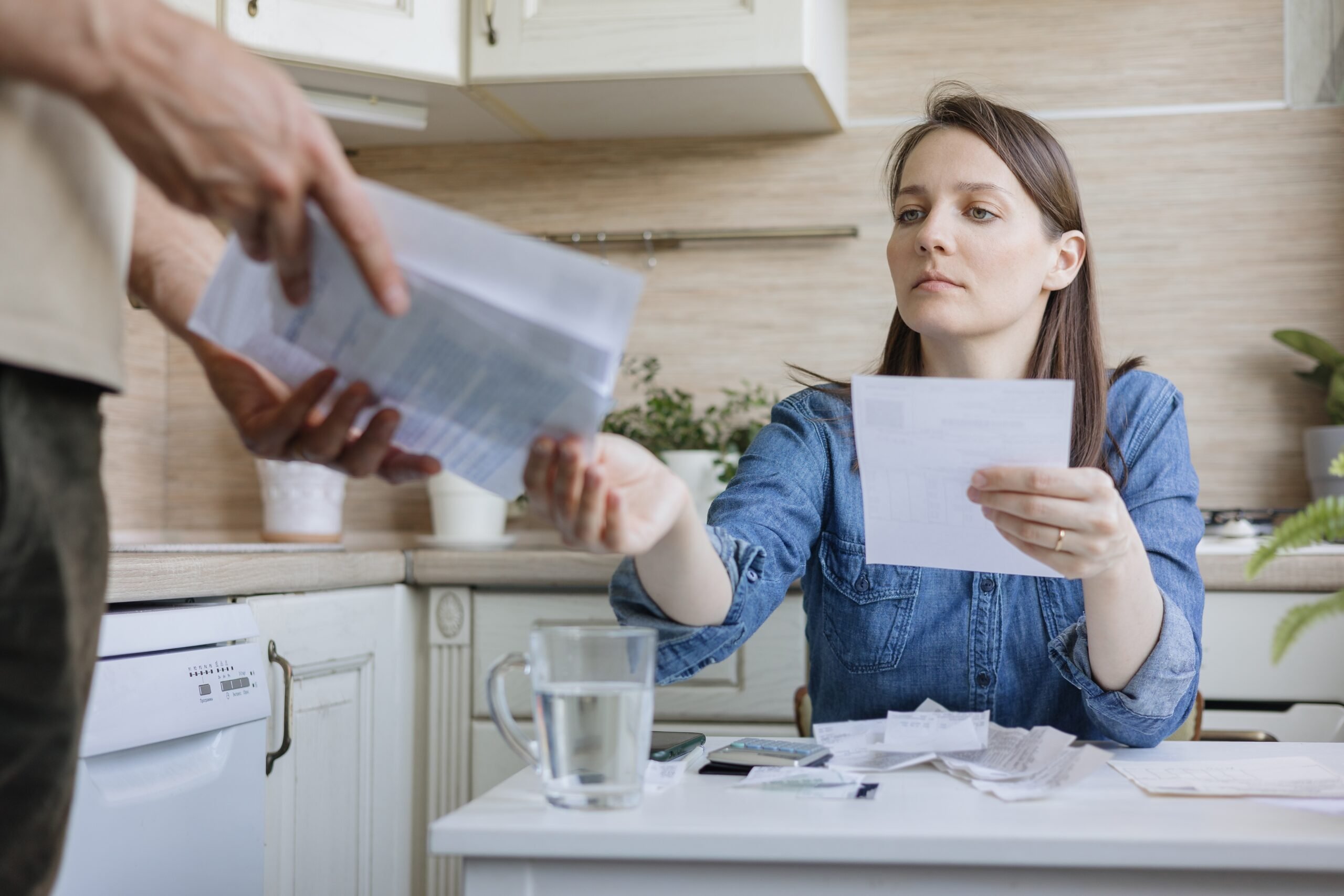 Encourage ex-husband to stop delaying property settlement by being transparent about the process
